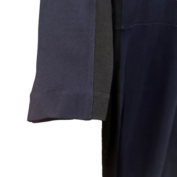 Babaton Scoop Neck Stretch Sheath Dress Navy w/Black Side & Sleeve Panels Size 8 - Picture 3 of 8